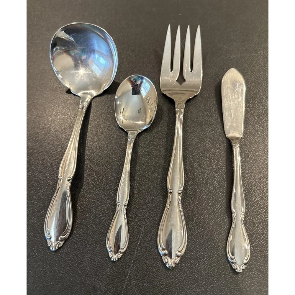 Oneida Ltd Strathmore Deluxe 4 Piece Hostess Serving Set Stainless Flatware